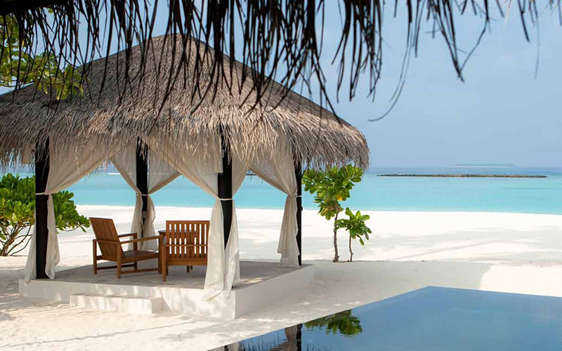 https://www.leona-tour.com/wp-content/uploads/2017/07/Maldives-800x500.jpg