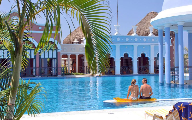 https://www.leona-tour.com/wp-content/uploads/2017/08/Cuba-800x500.jpg